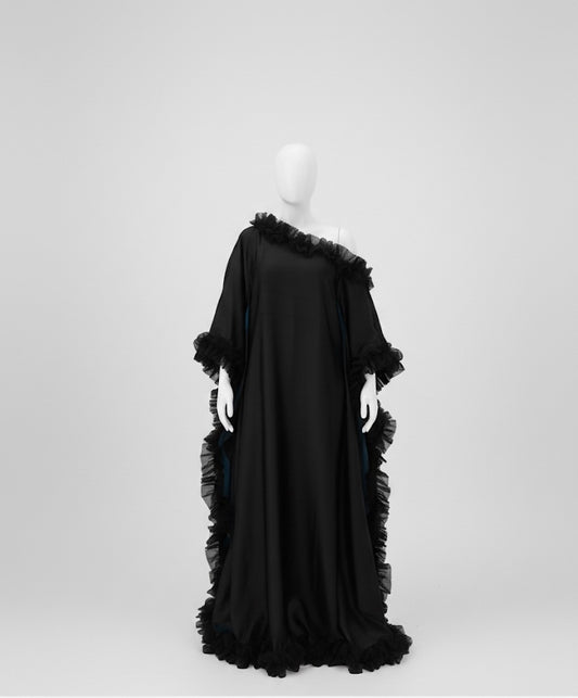 Boubou long noir en soie avec finitions en organza